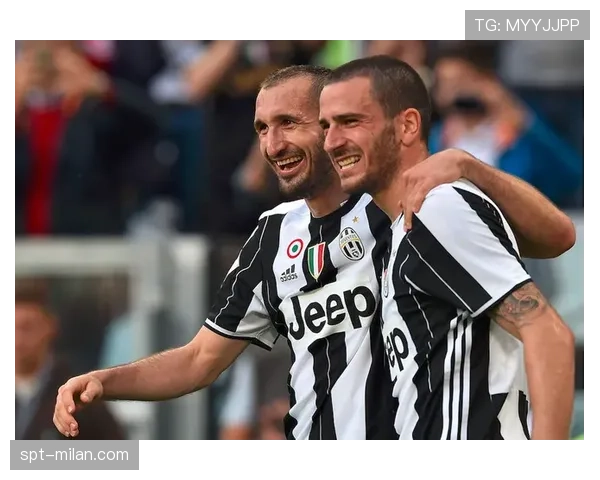 “伤病更新:尤文图斯官方宣布小基耶萨恢复情况良好,已进行有球训练” “伤病更新:尤文图斯官方宣布小基耶萨恢复情况良好,已进行有球训练”