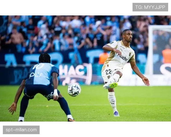 朗斯连扳三球3-3逼平布雷斯特，争冠悬念持续